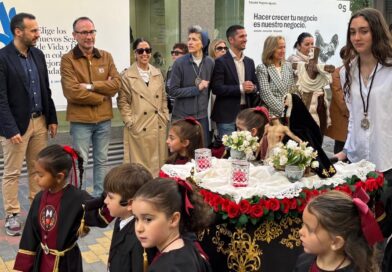 “La Pasión de los niños” crece con la incorporación del paso del Resucitado
