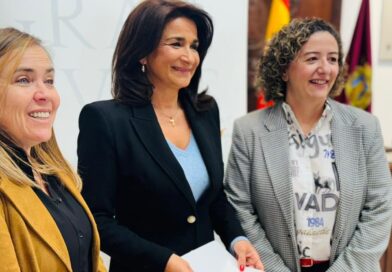 Los mayores de las pedanías de Lorca ya disfrutan de talleres de salud física, desarrollo personal y competencias digitales