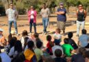 El alumnado de Ecoescuelas Litorales participa en una actividad de reforestación