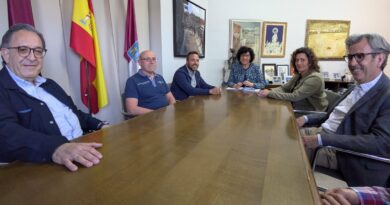 La alcaldesa de Puerto Lumbreras se reúne con la nueva junta directiva de la Entidad de Conservación del Polígono Industrial del municipio