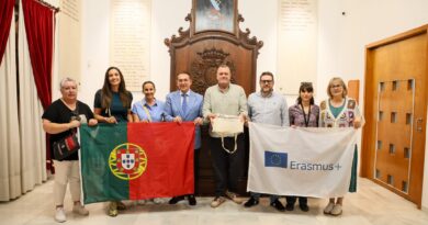 El Ayuntamiento de Lorca recibe la visita de docentes del programa Erasmus+ del CEIP San José