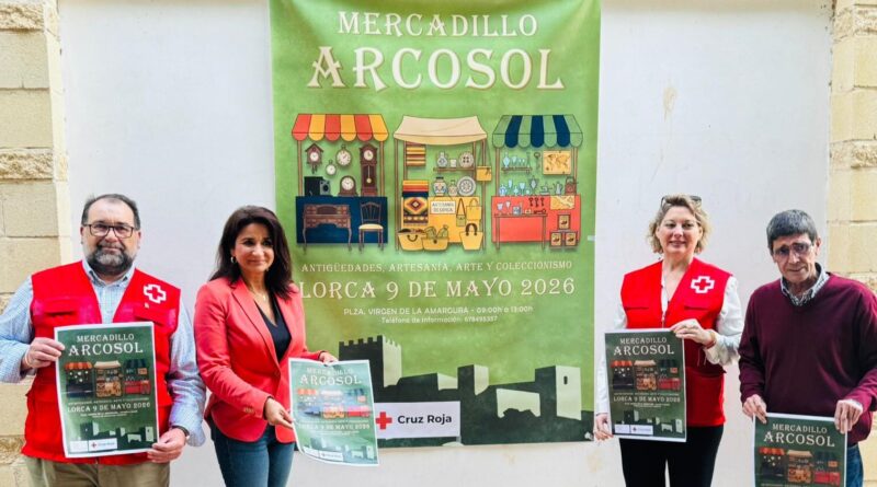 Lorca une solidaridad, arte y comercio en una gran jornada con Cruz Roja