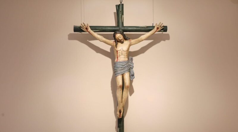 La prueba del carbono 14 desvela que la imagen de Jesús Crucificado rescatada de la antigua cárcel es la más antigua conservada en Lorca, con 484 años de antigüedad