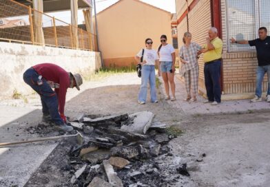 La Concejalía de Vertebración del Territorio mejora el entorno del antiguo colegio de La Hoya y avanza en su recuperación
