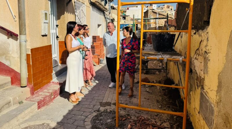 El Gobierno de Lorca efectúa tres órdenes de ejecución y una demolición por ruina en la calle Portijico para mejorar la seguridad y la imagen urbana del Barrio de San Cristóbal