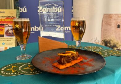 Tapería Mimo´s, ganador de las cuartas Jornadas Gastronómicas del Pimentón Murciano D.O.P con una carrillada en salsa Oporto sobre base de crespillo