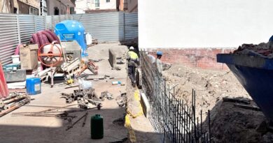 Comienzan las obras de adecuación del aparcamiento situado junto a la nueva sede del Ayuntamiento de Puerto Lumbreras