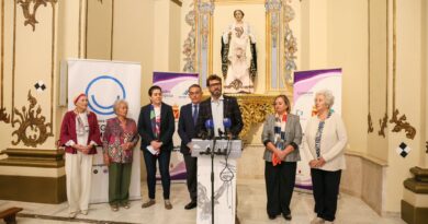 Una exposición, un concierto de música cofrade y una procesión extraordinaria conmemorarán en Lorca los 25 años de la salida de la Santa Mujer Verónica en andas