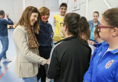 El IES Bartolomé Pérez Casas acoge las I Jornadas de Deporte Inclusivo ‘Todos Jugamos’ para fomentar la integración y el compañerismo entre el alumnado