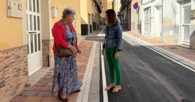 Finalizan las obras de renovación integral de la calle Oria y Cantoria en el barrio de San José